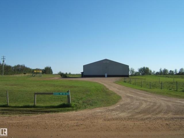 House for sale in Alberta