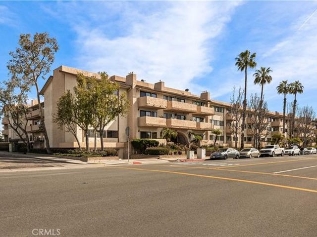 Condo for sale in Seal Beach, California