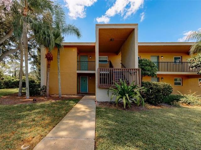 Condo for sale in Seminole, Pinellas County