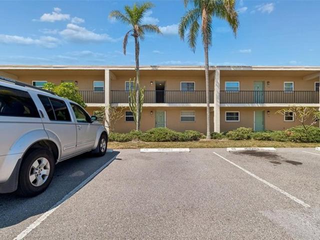 Condo for sale in Seminole, Florida