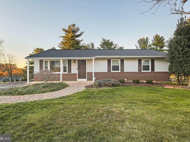 House for sale in Clarksburg, Maryland