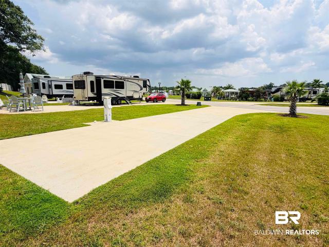 Land for sale in Elberta, Alabama