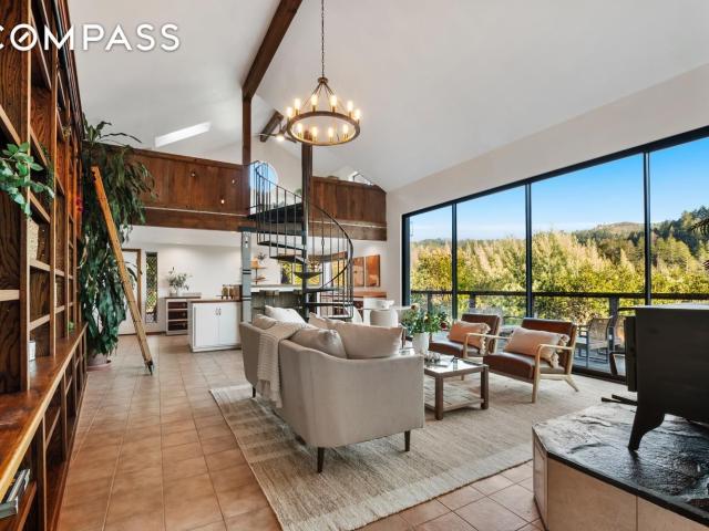 House for sale in Glen Ellen, California