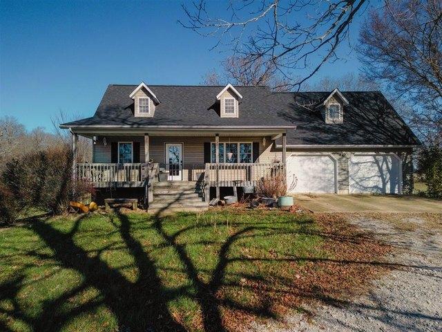 House for sale in Mountain Grove, Missouri