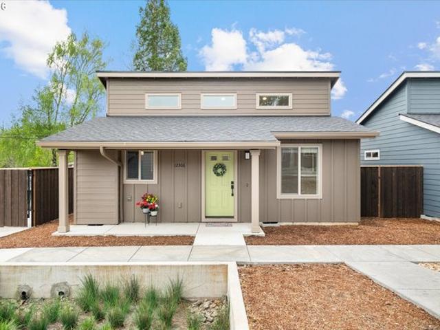 Condo for sale in Oregonia