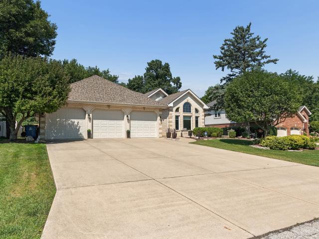 House for sale in Palos Heights, Illinois