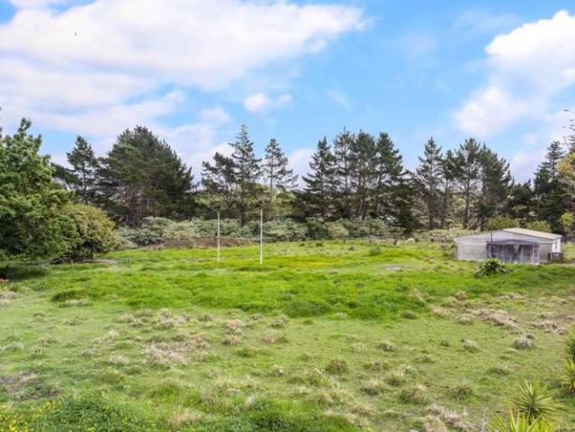 House for sale in Awhitu