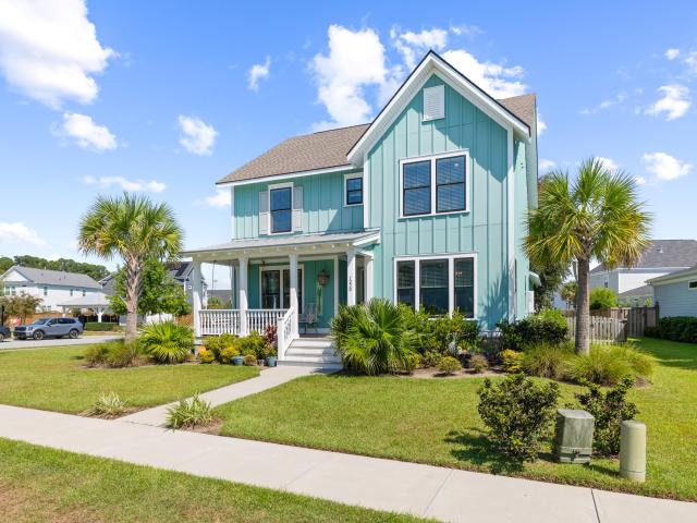 House for sale in Three Trees, Charleston