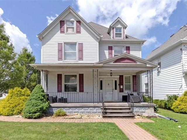House for sale in Connellsville, Pennsylvania
