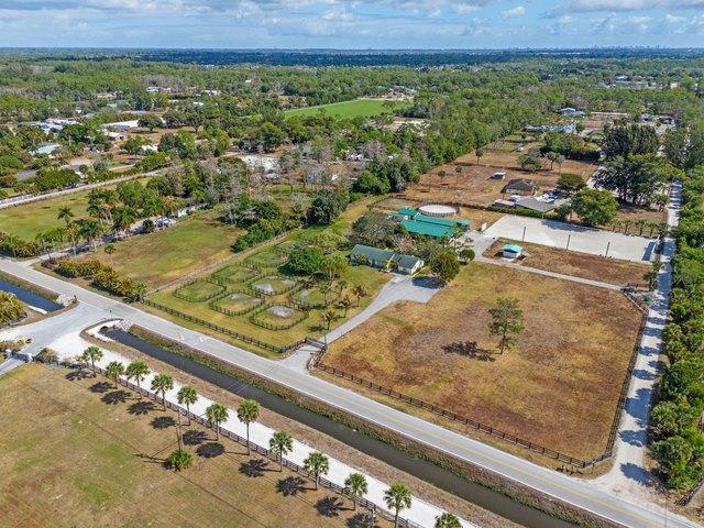 House for sale in Loxahatchee, Florida