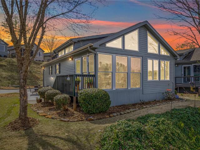 House for sale in West Union, South Carolina