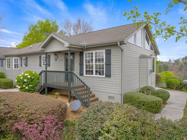 House for sale in West Union, South Carolina