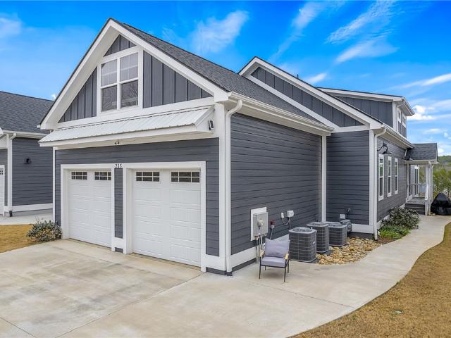 House for sale in West Union, South Carolina