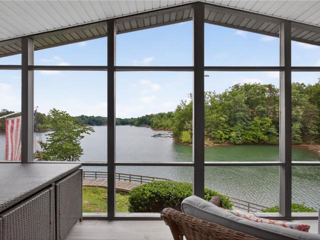 House for sale in West Union, South Carolina