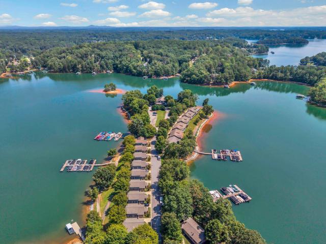 House for sale in West Union, South Carolina