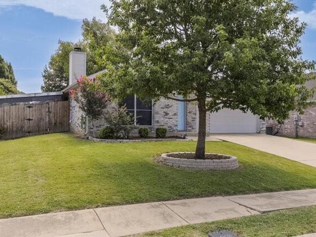 House for sale in Ellis, Texas