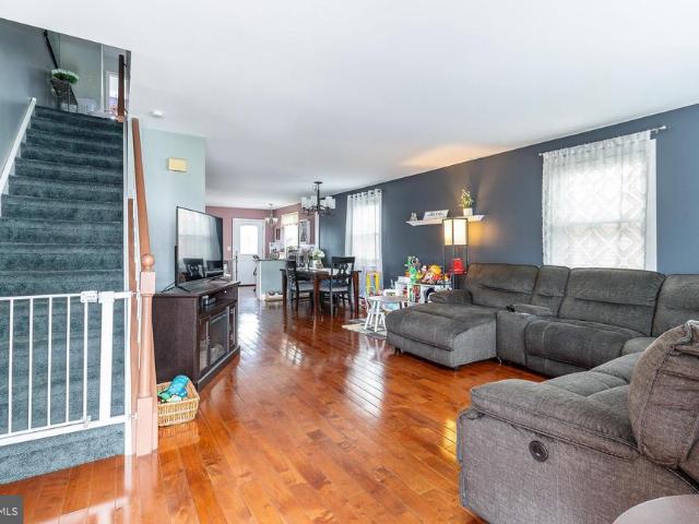 Townhouse for sale in Glenolden