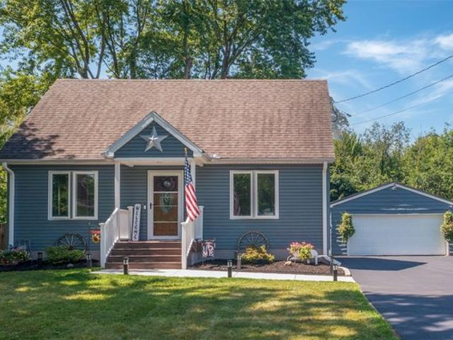 House for sale in Harborcreek, Pennsylvania