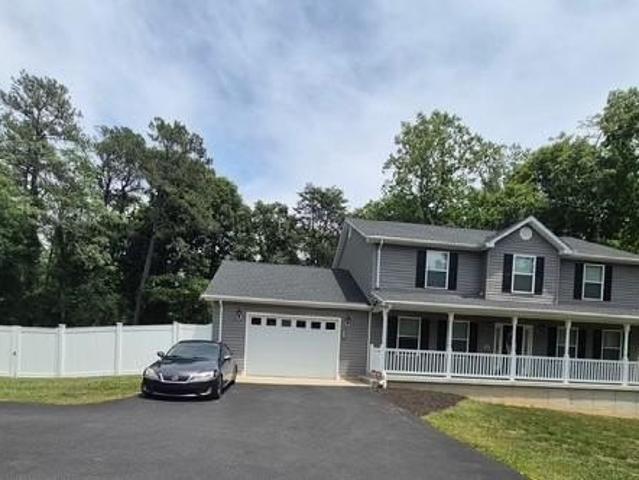 House for sale in Lusby, Maryland