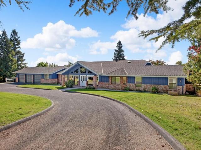 House for sale in Oakdale, California