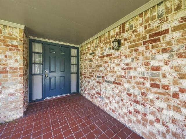 House for sale in Meadows Place, Texas