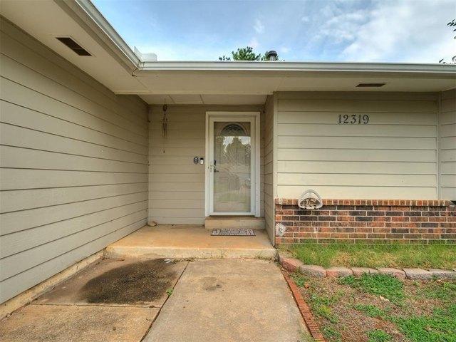 House for sale in Yukon, Oklahoma