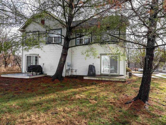 Condo for sale in Barclay Gardens, Bloomington