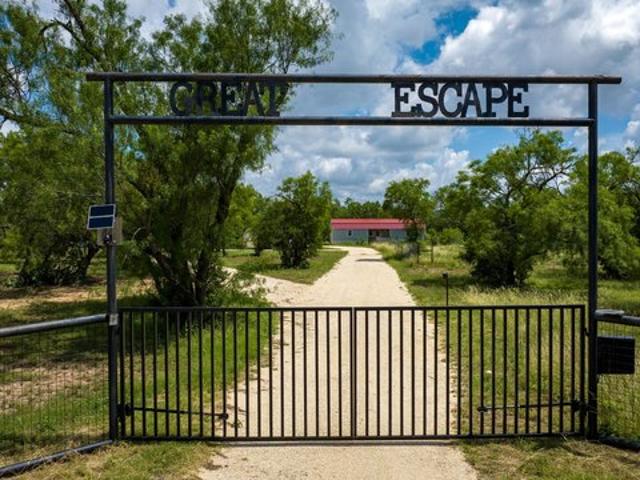 Farm for sale in Vanderpool, Texas