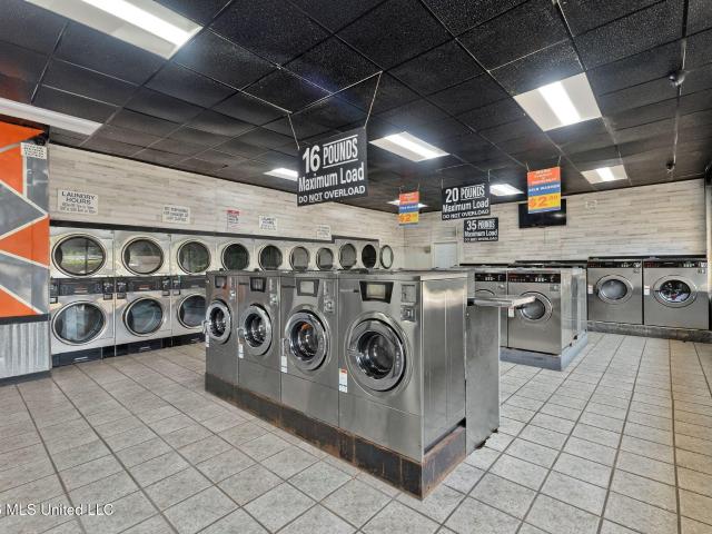 Commercial for sale in Hattiesburg, Mississippi