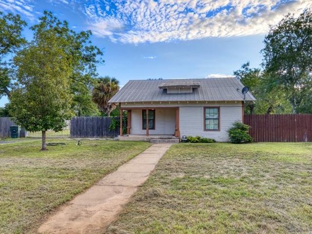 House for sale in Uvalde, Texas