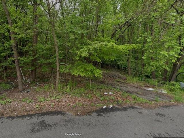 Land for sale in Oxon Hill, Maryland