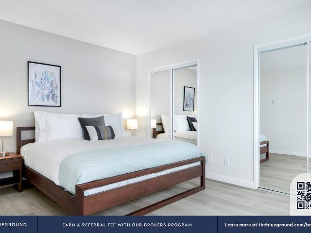 Apartment for rent in Canoga Park, California