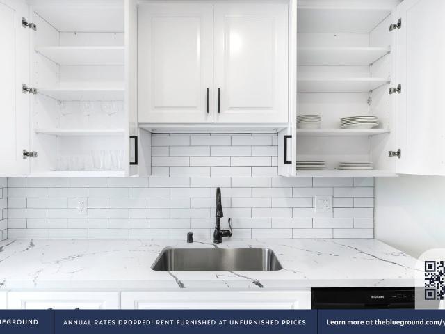 Apartment for rent in Canoga Park, California