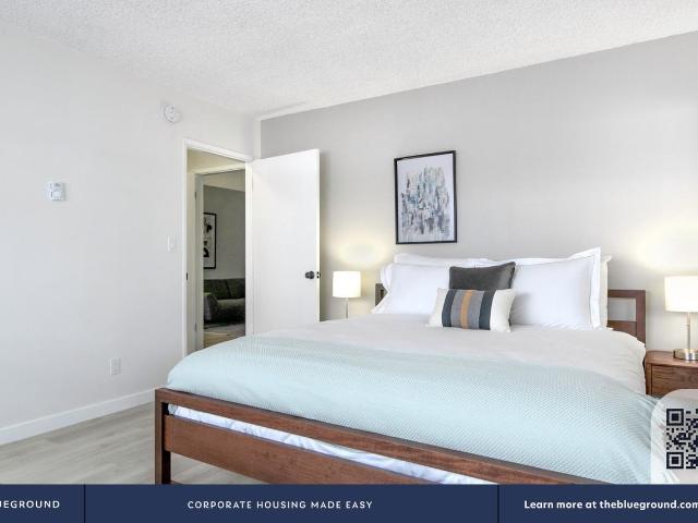 Apartment for rent in Canoga Park, California