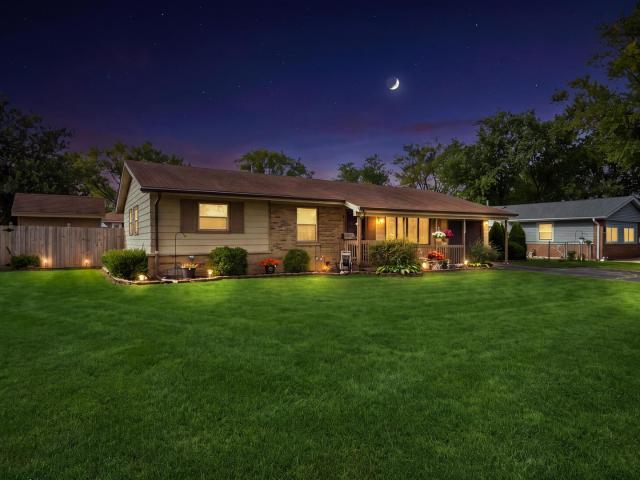 House for sale in Elk Grove Village, Cook County