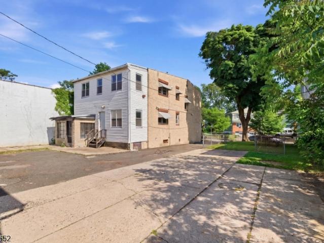 House for sale in Linden, New Jersey