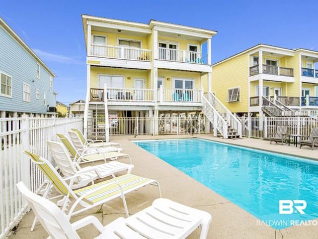 House for sale in Gulf Shores, Alabama