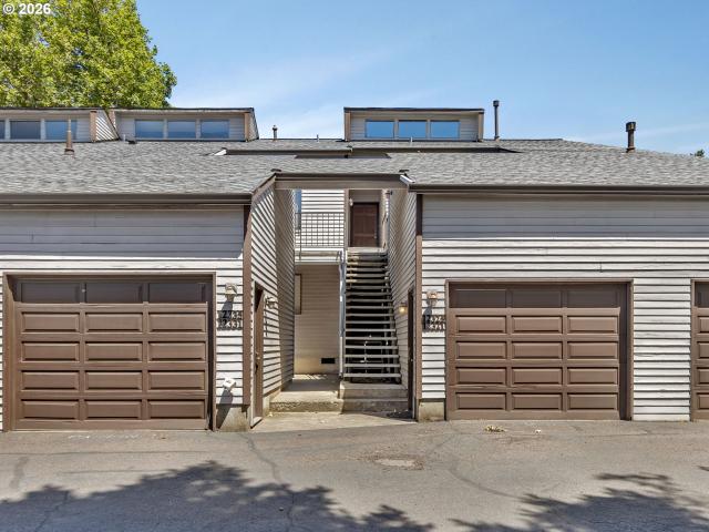 Condo for sale in Oregonia