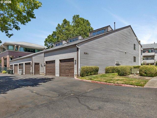 Condo for sale in Oregonia