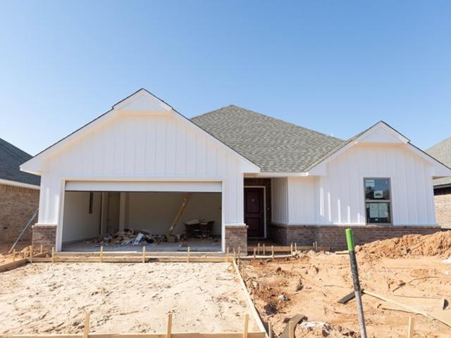 House for sale in Yukon, Oklahoma