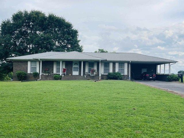 House for sale in Holly Pond, Alabama
