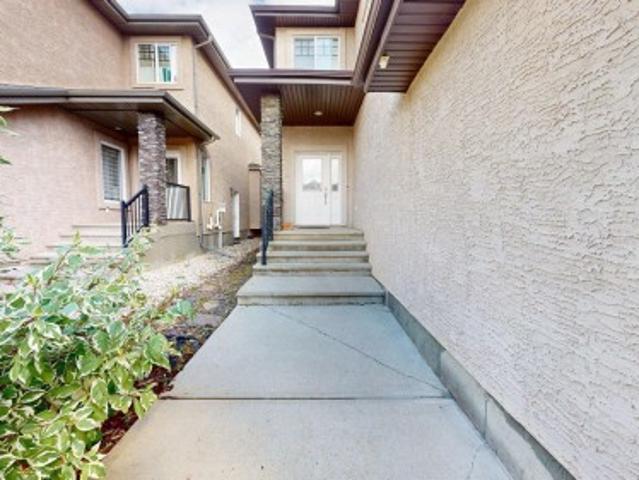 House for sale in Wedgewood, Alberta