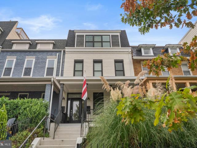Condo for sale in Washington, Washington DC