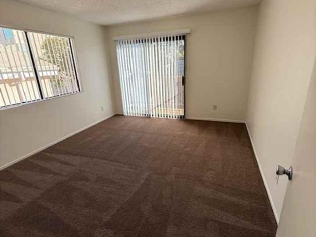 Apartment for rent in Canoga Park, California