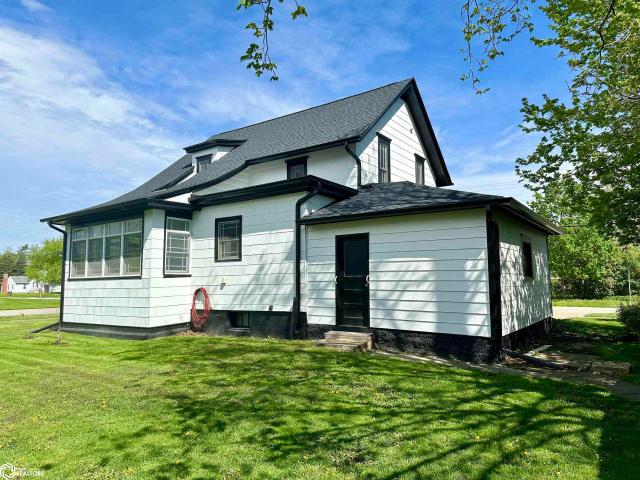 House for sale in Grinnell, Iowa