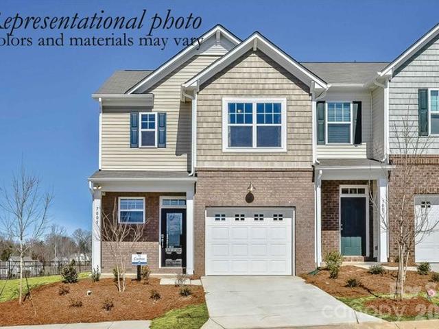 Townhouse for sale in Belmont, North Carolina