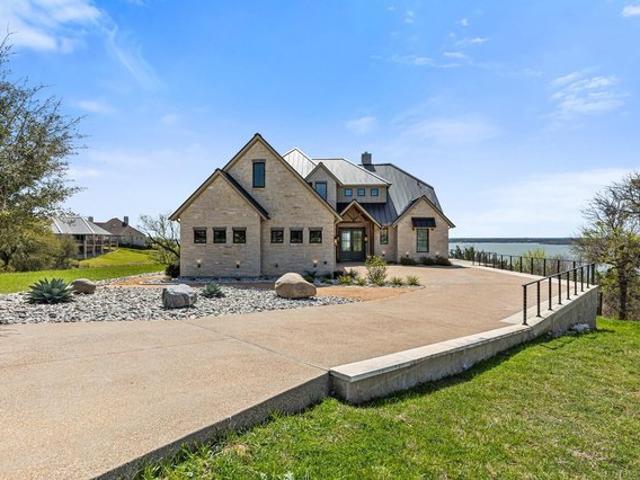 House for sale in Whitney, Texas