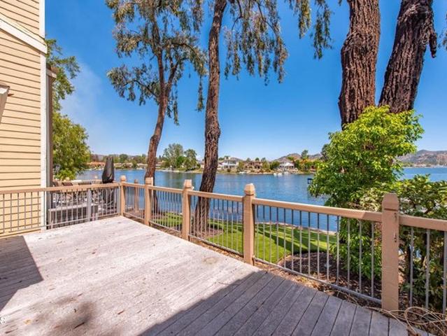 Condo for sale in Westlake Village, California