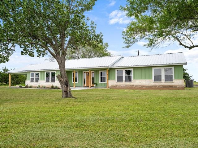 House for sale in Schulenburg, Fayette County