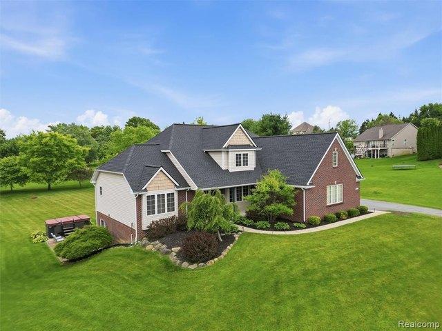 House for sale in Hartland, Michigan